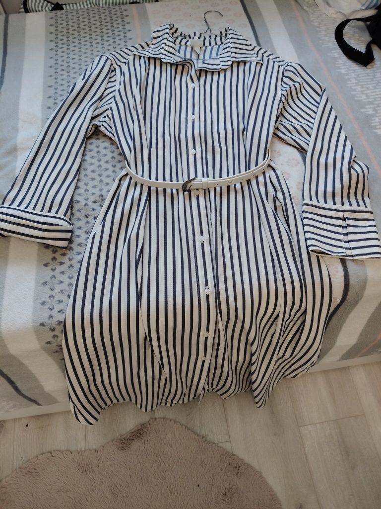 Tunika/sukienka koszulowa w paski
