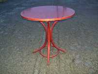 Stolik klubowy Thonet, Fameg