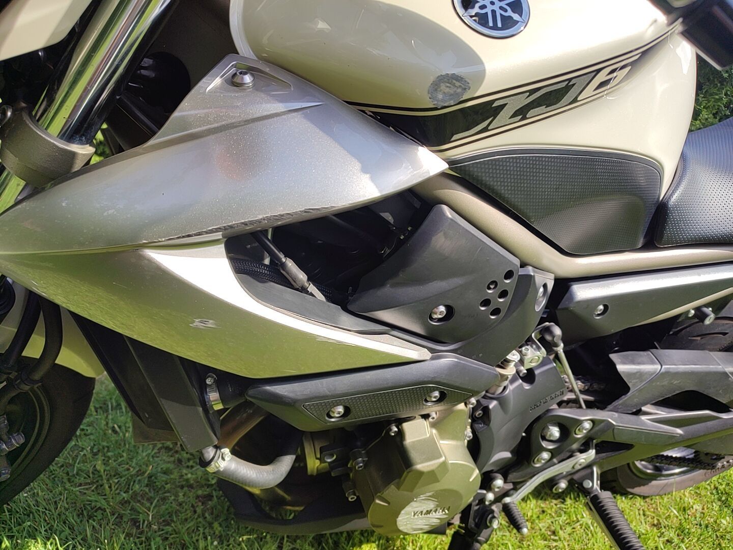Yamaha XJ6 600ccm 2010r. przebieg 8.000km