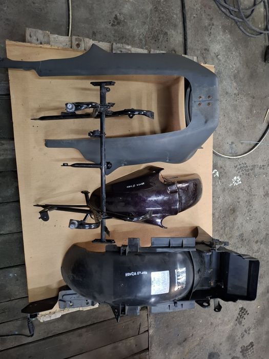 Honda St 1100 Pan European 1994 części wydech moduł zapłonowy