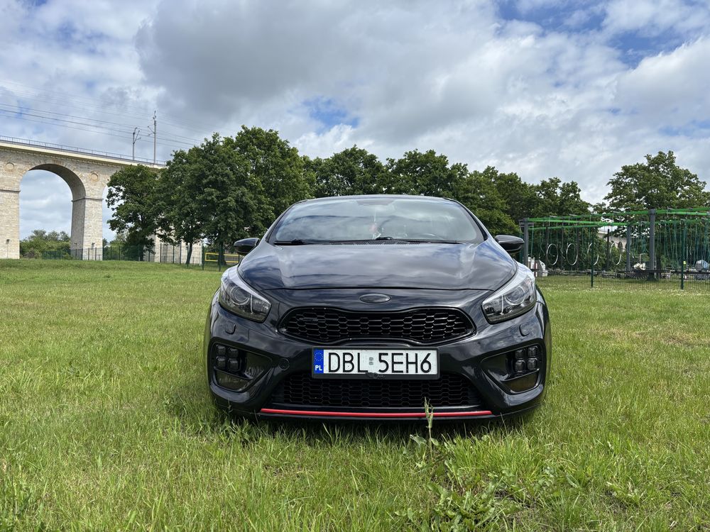 Kia ProCeed  1,6 T-GDI 2014