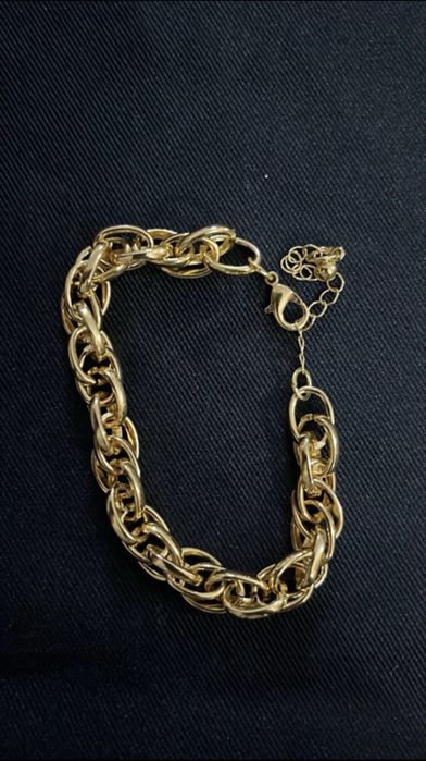 Pulseira dourada
