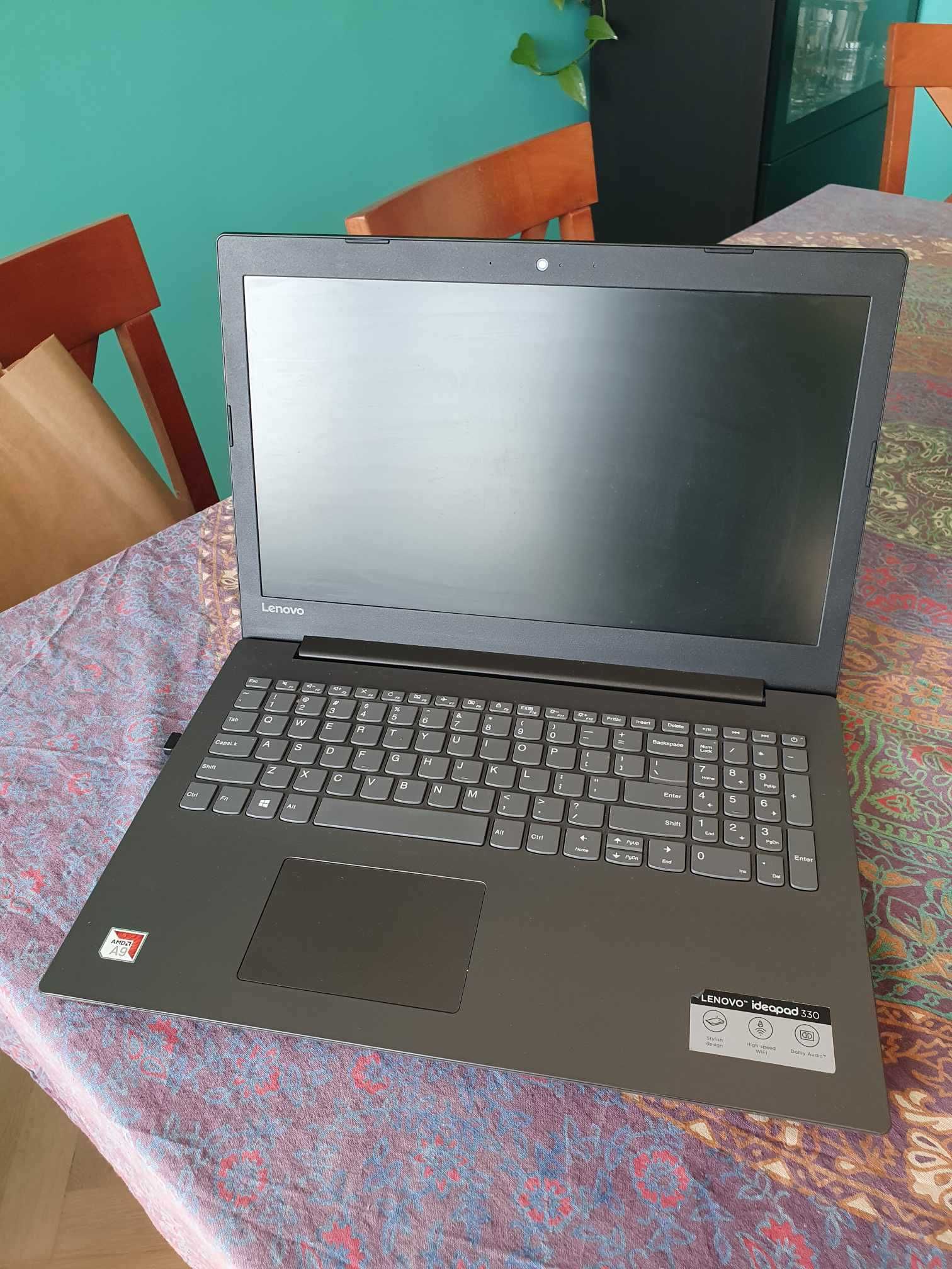 Laptop Lenovo Ideapad 330-15AST (81D600N3PB)