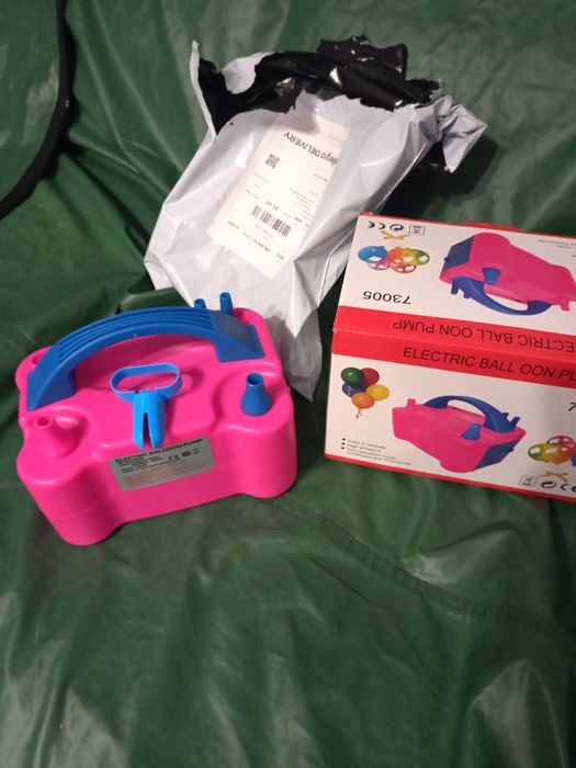 Pompka elektryczna do pompowania balonów . Kołobrzeg