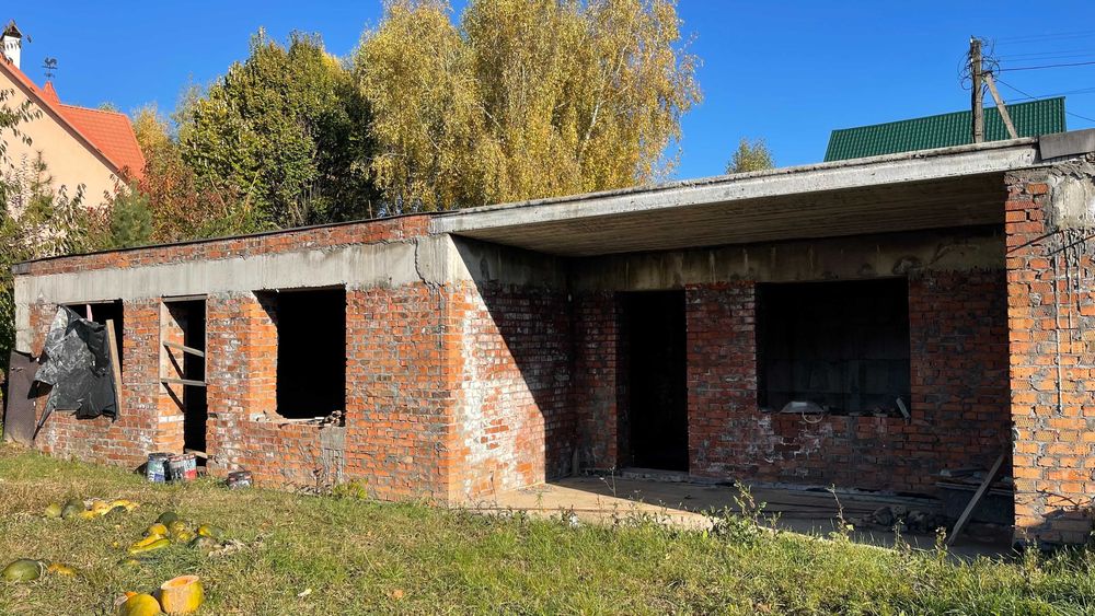 Продається VIP ділянка,м-н Обрій з фундаментом під сучасний котедж. HH