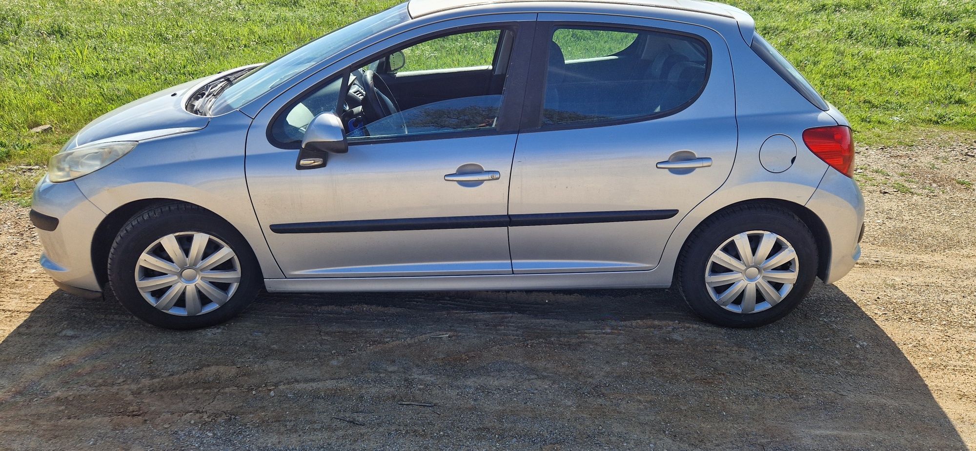 Peugeot 207 1.4 hdi