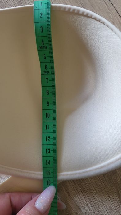 Продаю бюст,розмір 90С