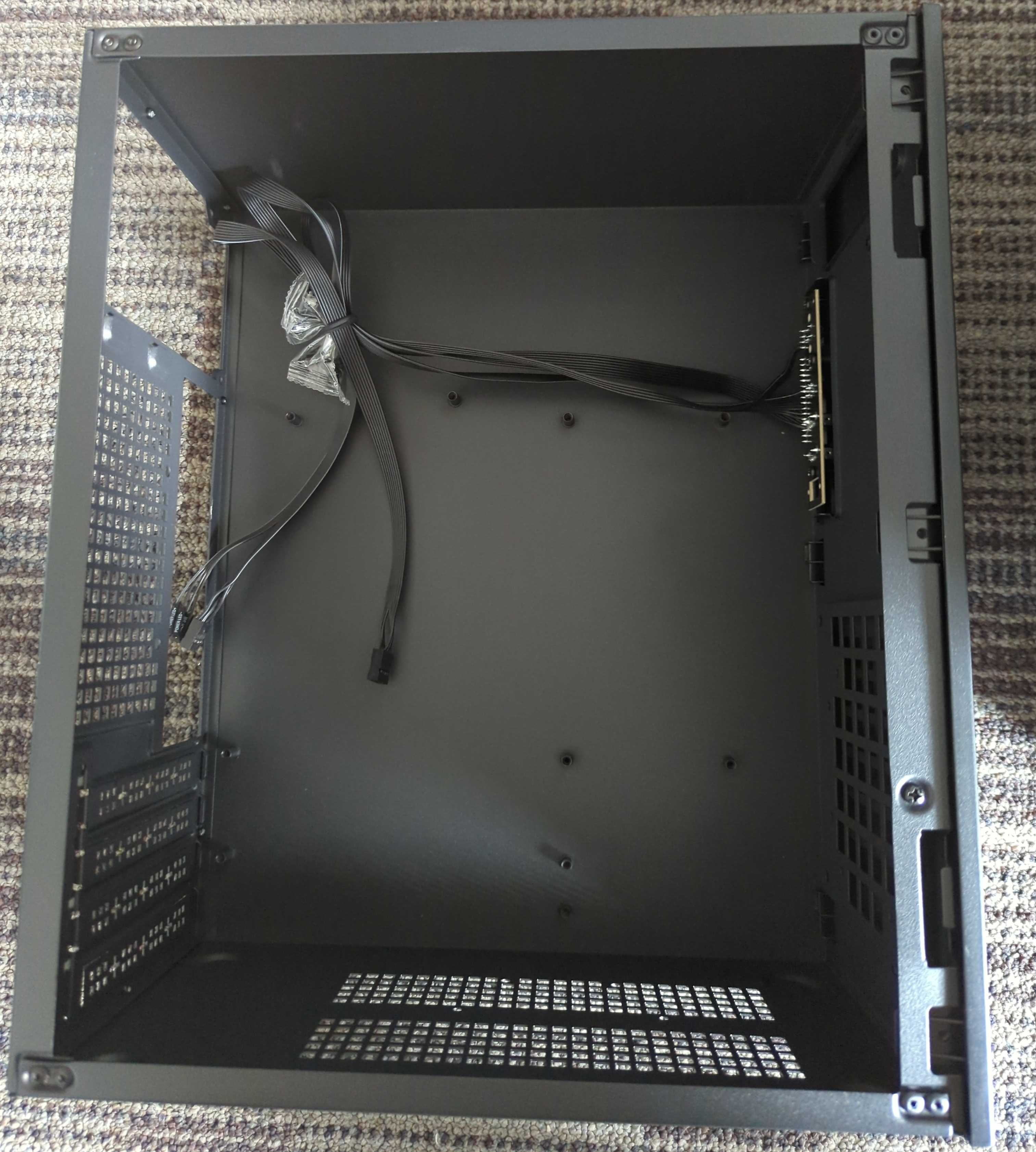 Obudowa Komputerowa mATX i Darkflash i x-kom H&O 200