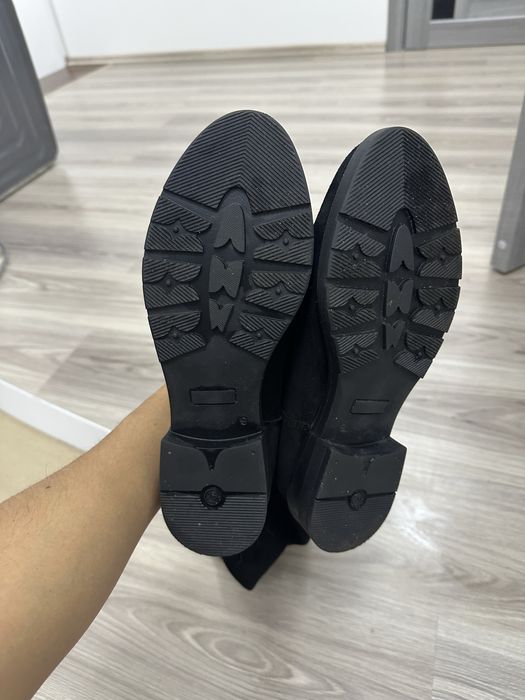 Ботфорти сапоги  натуральна замша 39 р зима європейка