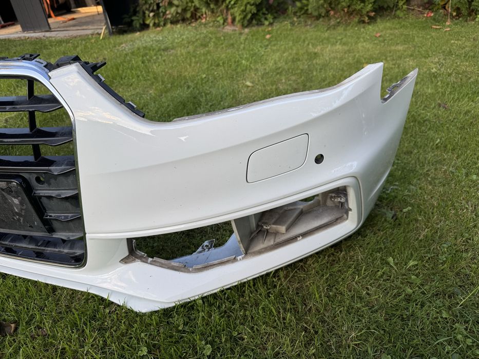 Zderzak Przedni Audi a4 b8 s-line 2012 rok