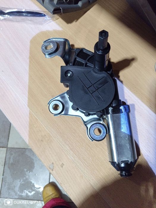 Моторчік заднього двірника Шкода Еті Еті
