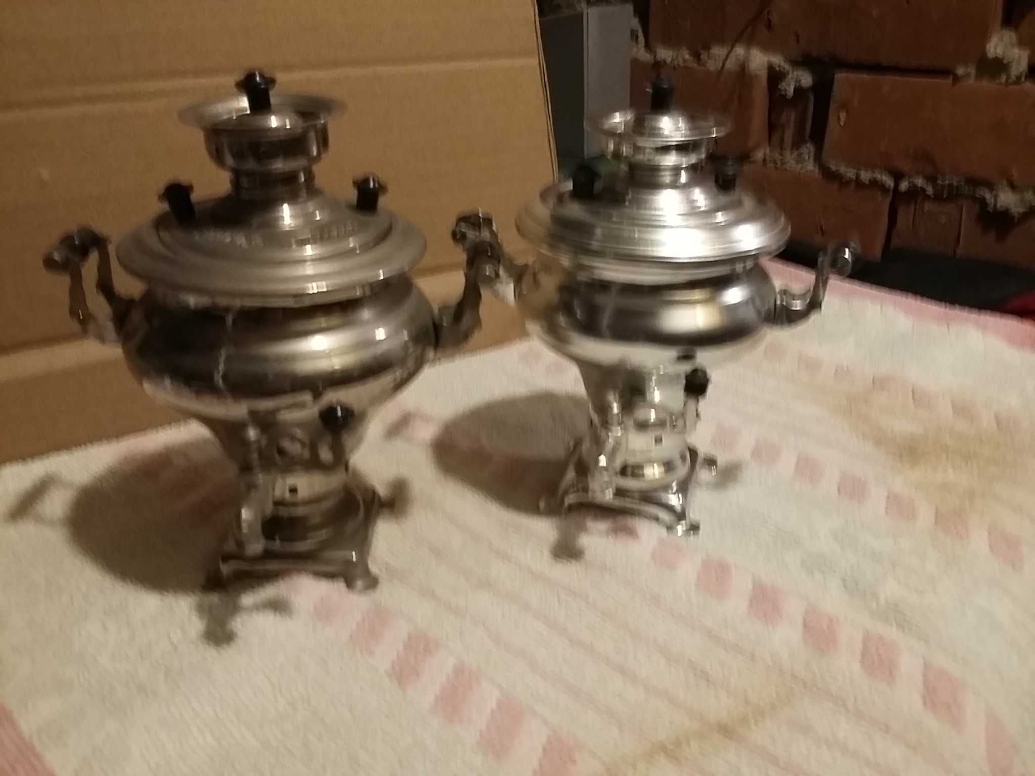 Samowar elektryczny rosyjski z 1979 r nówka + dwa samowarki niniaturki