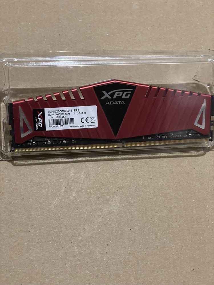 Pamięć RAM Adata XPG 8GB DDR4 2666MHz CL16 (AX4U266638G16-SRZ)