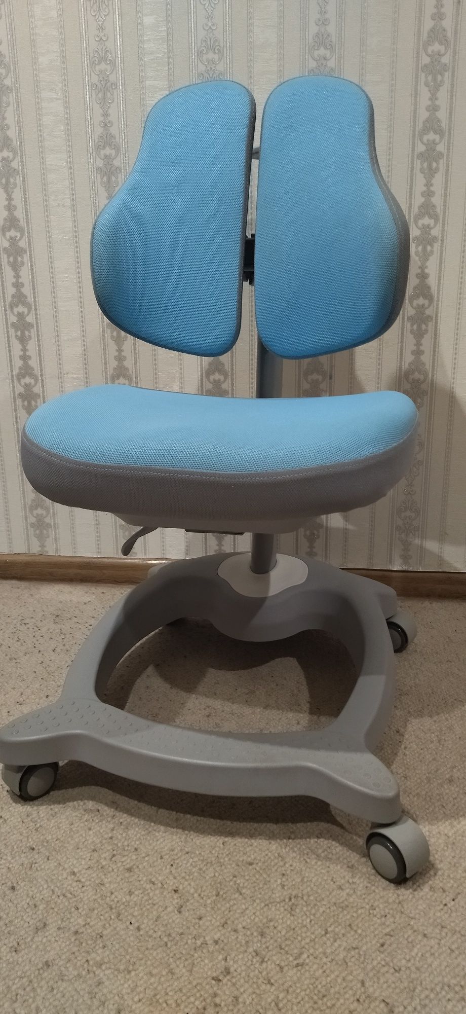 Крісло ортопедичне дитяче Diverso FunDesk Diverso Blue