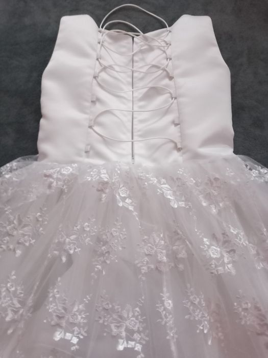 Плаття для першого причастя