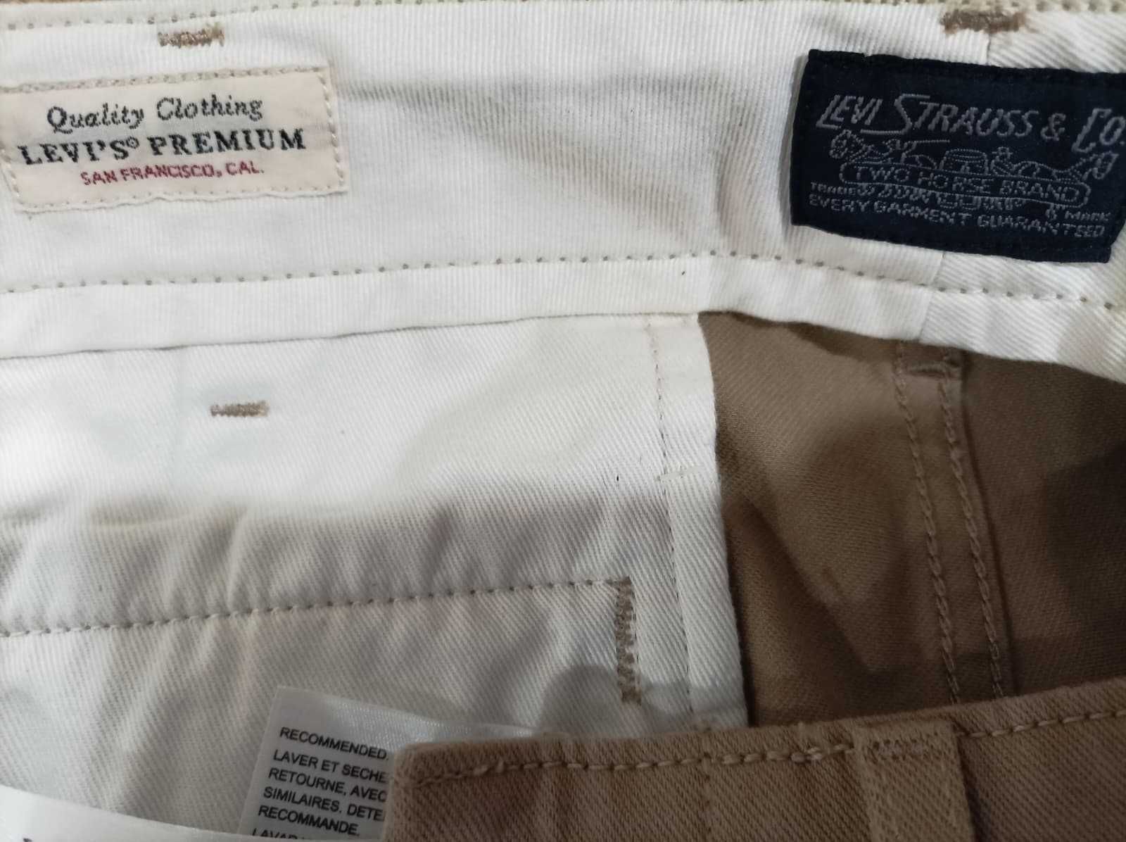 Calças Levis Homem