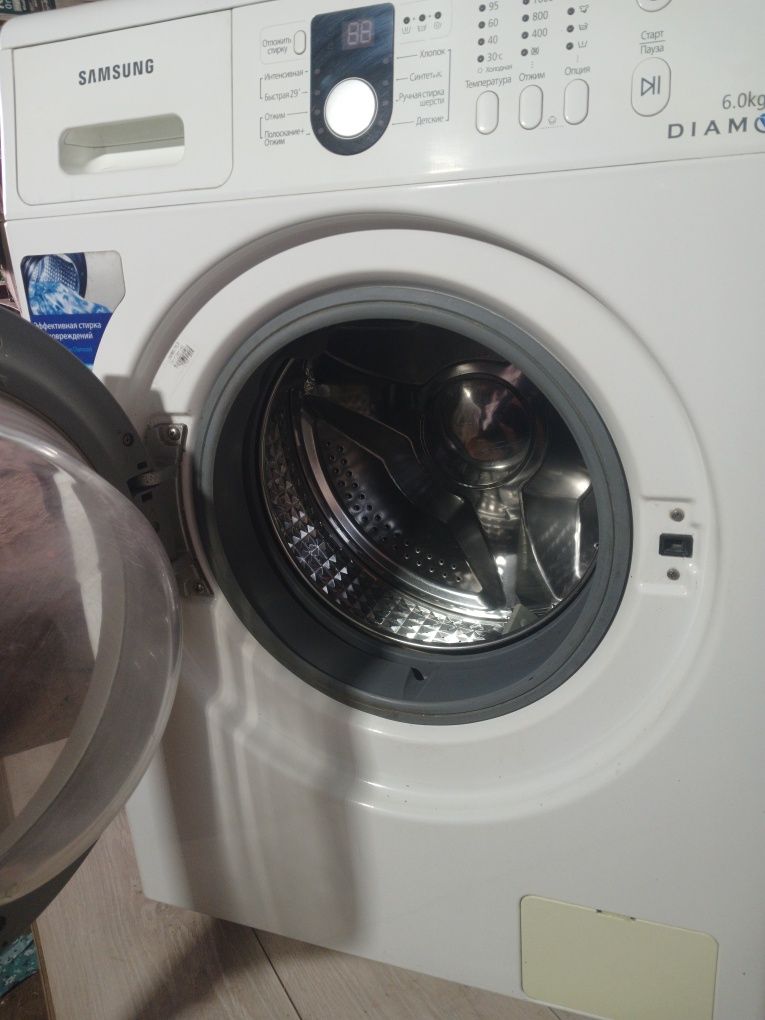Пральна машинка samsung wf8590nmw 6 кг