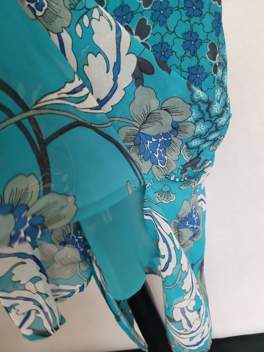 Niebieska długa sukienka na ramiączkach M 38