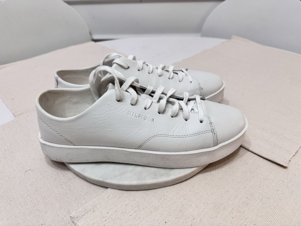 Białe buty sneakersy Tommy Hilfiger 43/44