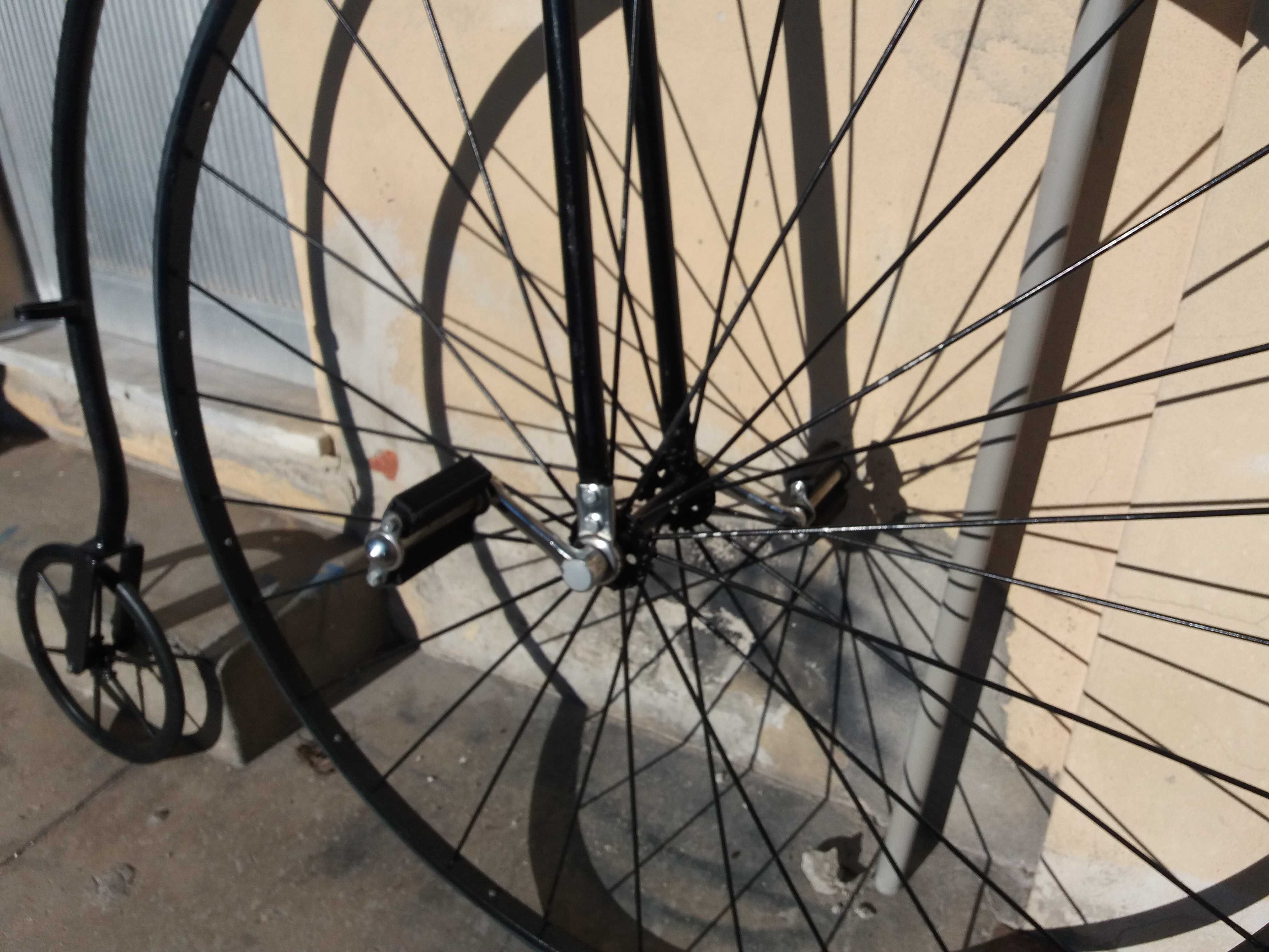 Bicicleta Antiga Penny Farthing para Decoração e coleção