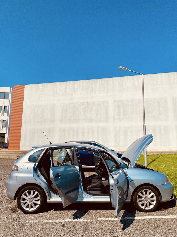 Reservado - Seat Ibiza 6L 1.4 TDI (5 portas)