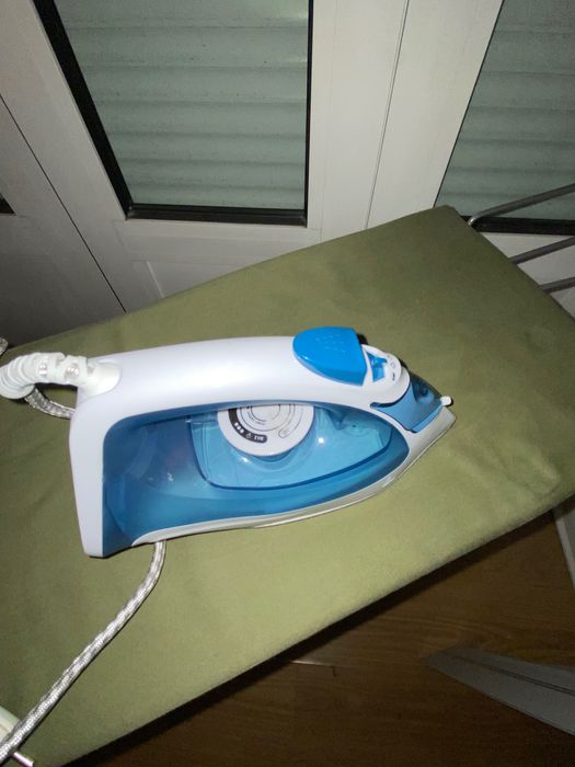 Ferro com Tábua de Engomar