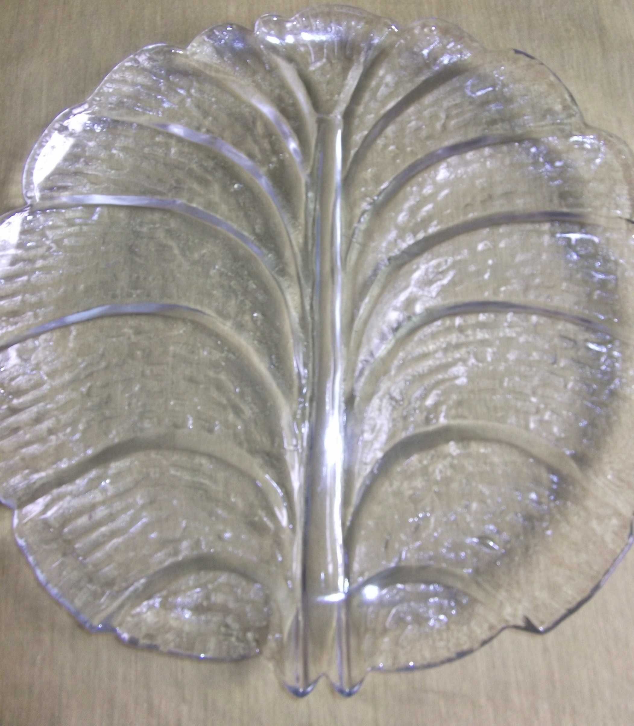 Pratos de vidro e cristal antigos/Antique glass & crystal round plates
