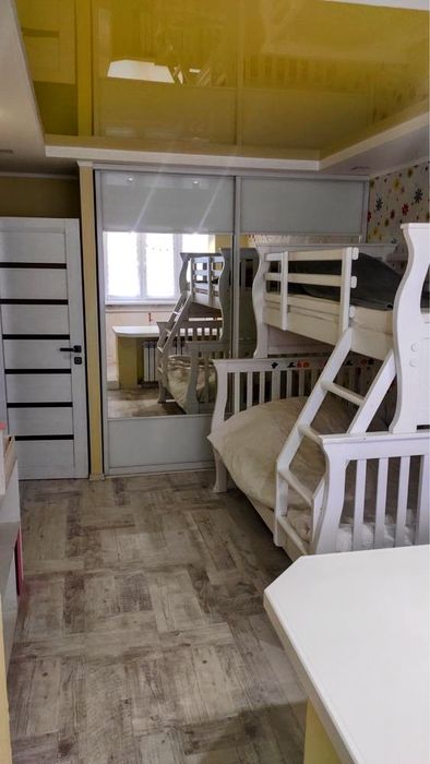 Сдам 2х комн. на пр. ПОЛЯ   с ремонтом