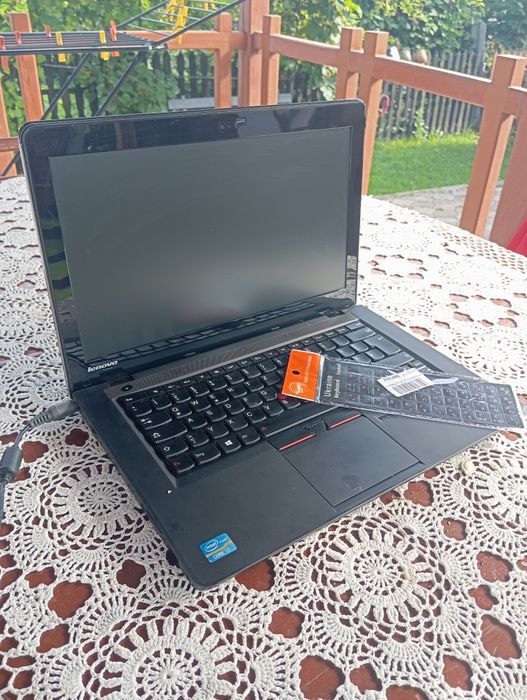 Ноутбук Lenovo ThinkPad 14 дуйма core i7 8 ram