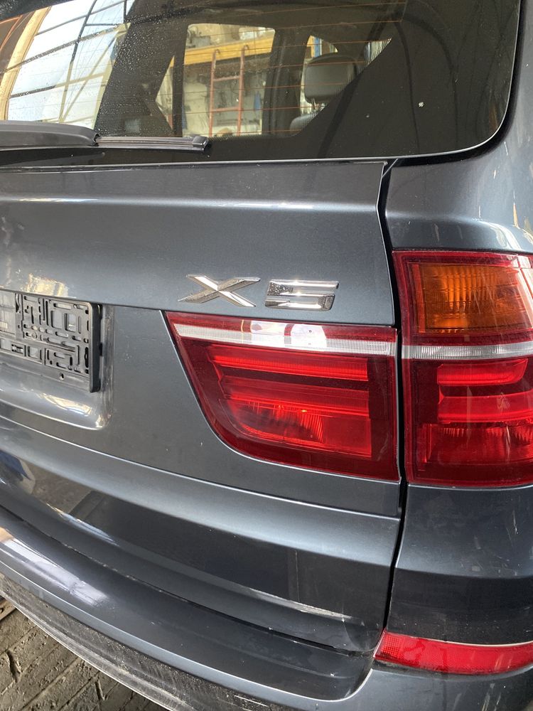 Klapa bagaznika tyl bmw e70 x5 a68