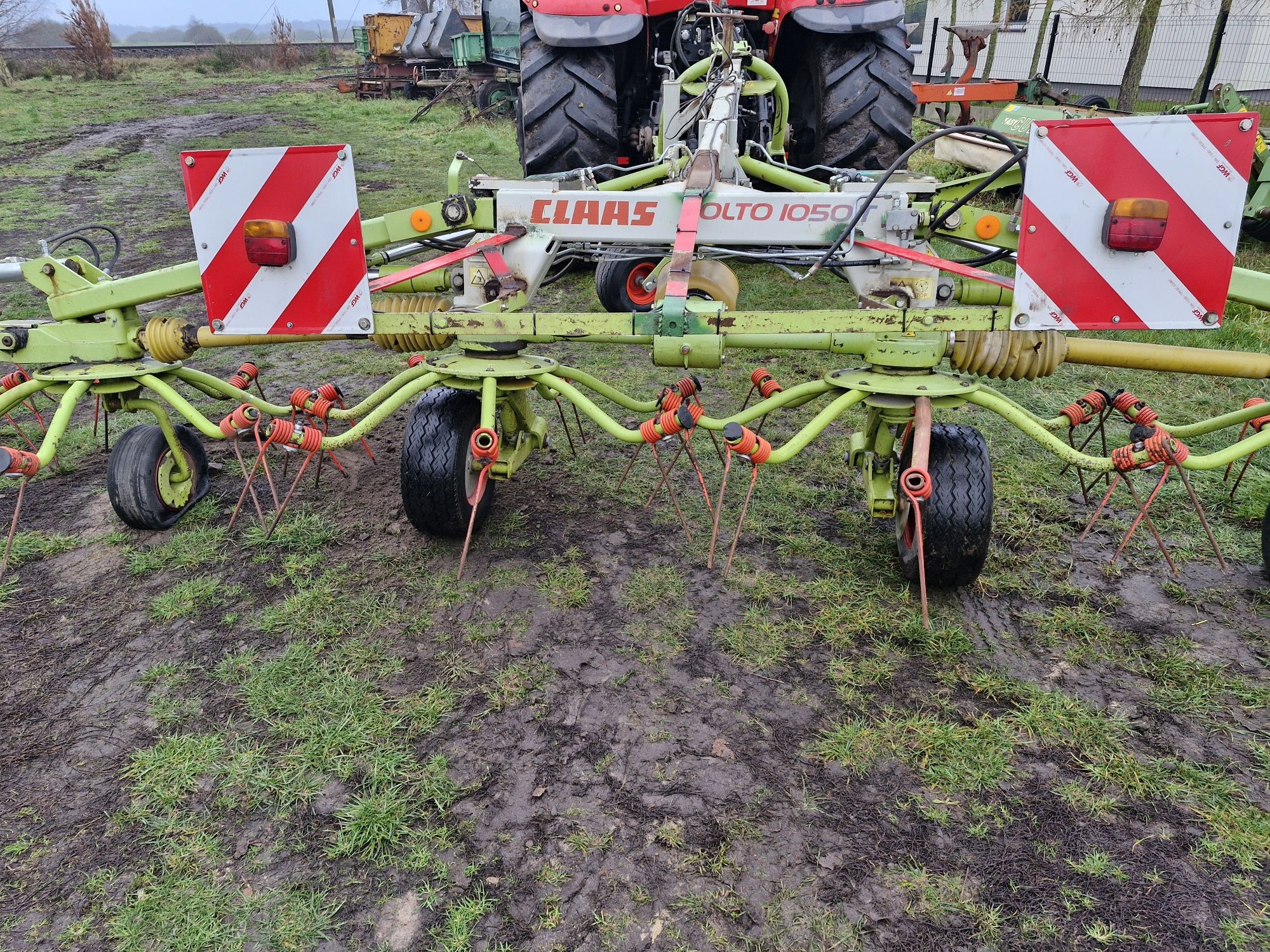 Sprzedam przetrzasarke claas volto 1050t
