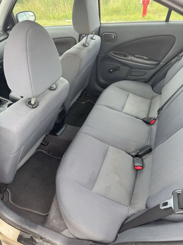Nissan almera n16 1.5 benzyna 2004