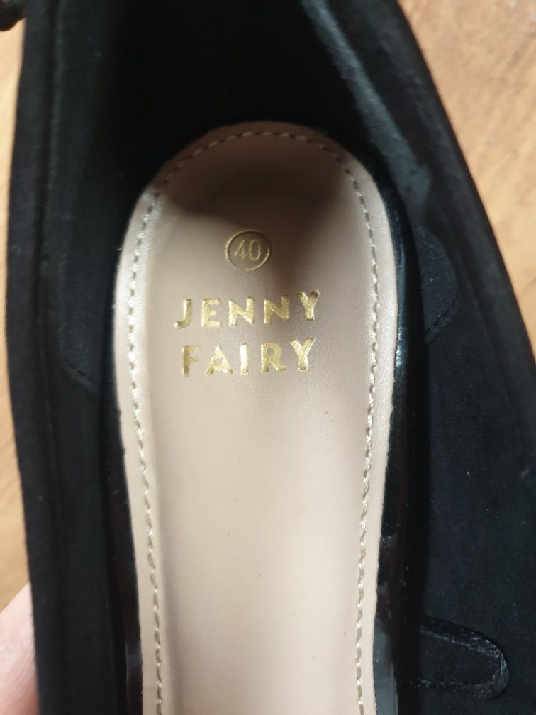 Czarne buty na obcasie/pantofle o zamszowym wykończeniu (Jenny Fairy)