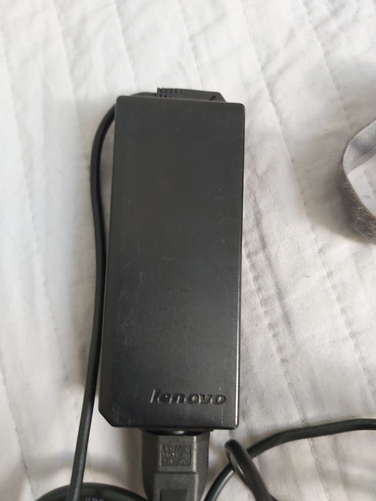 Zasilacz oryginalny do laptopa Lenovo