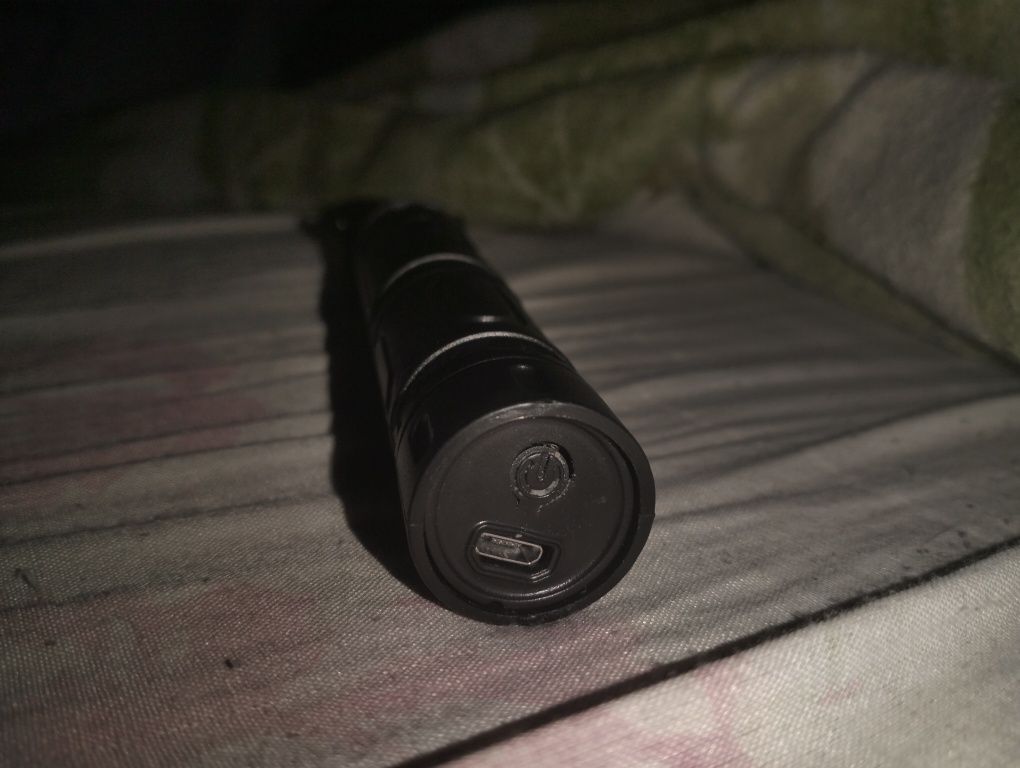 Триммер для стрижки и бритья с аккумулятором (MicroUSB).