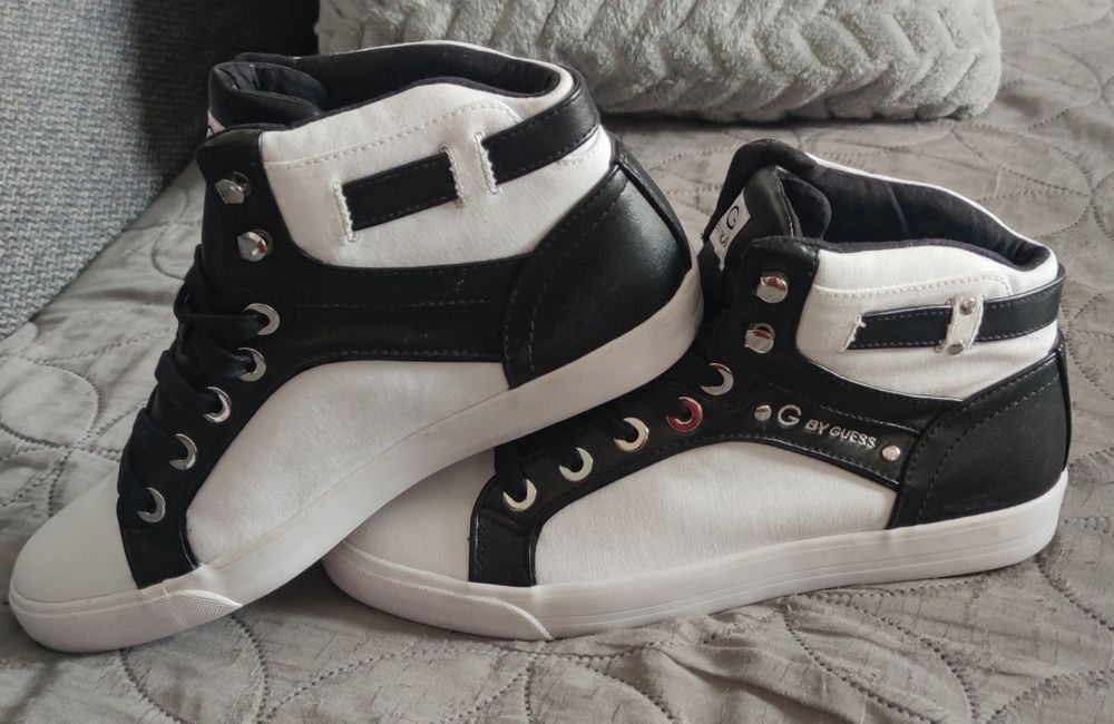 Buty trampki damskie Guess By Guess. Rozmiar 8,5. Orginalne.