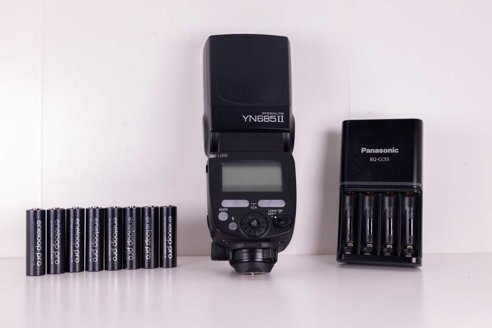 Lampa Błyskowa YN 685II + 8x Eneloop Pro + Ładowarka panasonic Canon