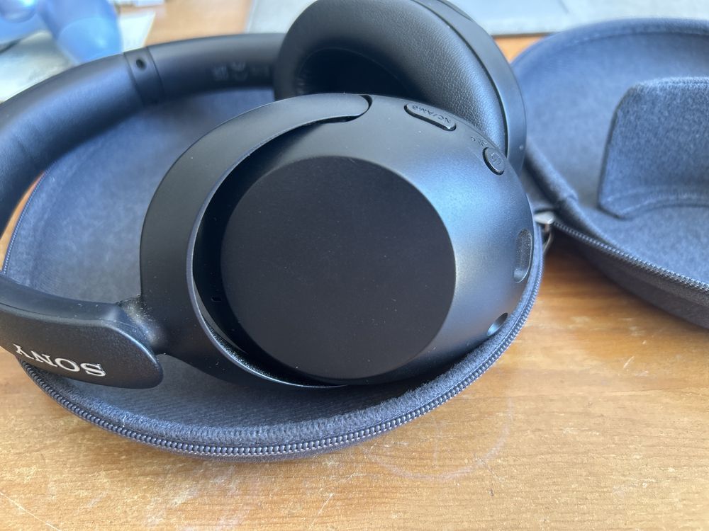 Headphones Sony WH-XB910N