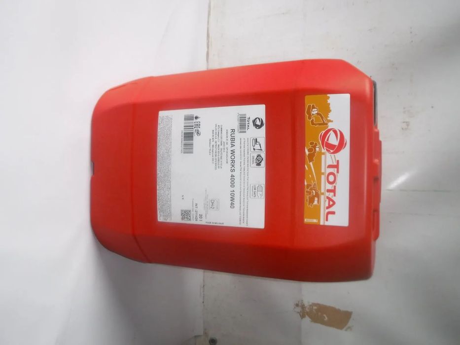 olej do maszyn budowlanych volvo deutz 20L olej total rubia works 4000 10w40