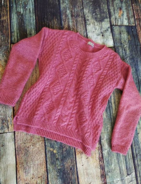 Продам свитер от next на девочку 9-11 лет 152 см