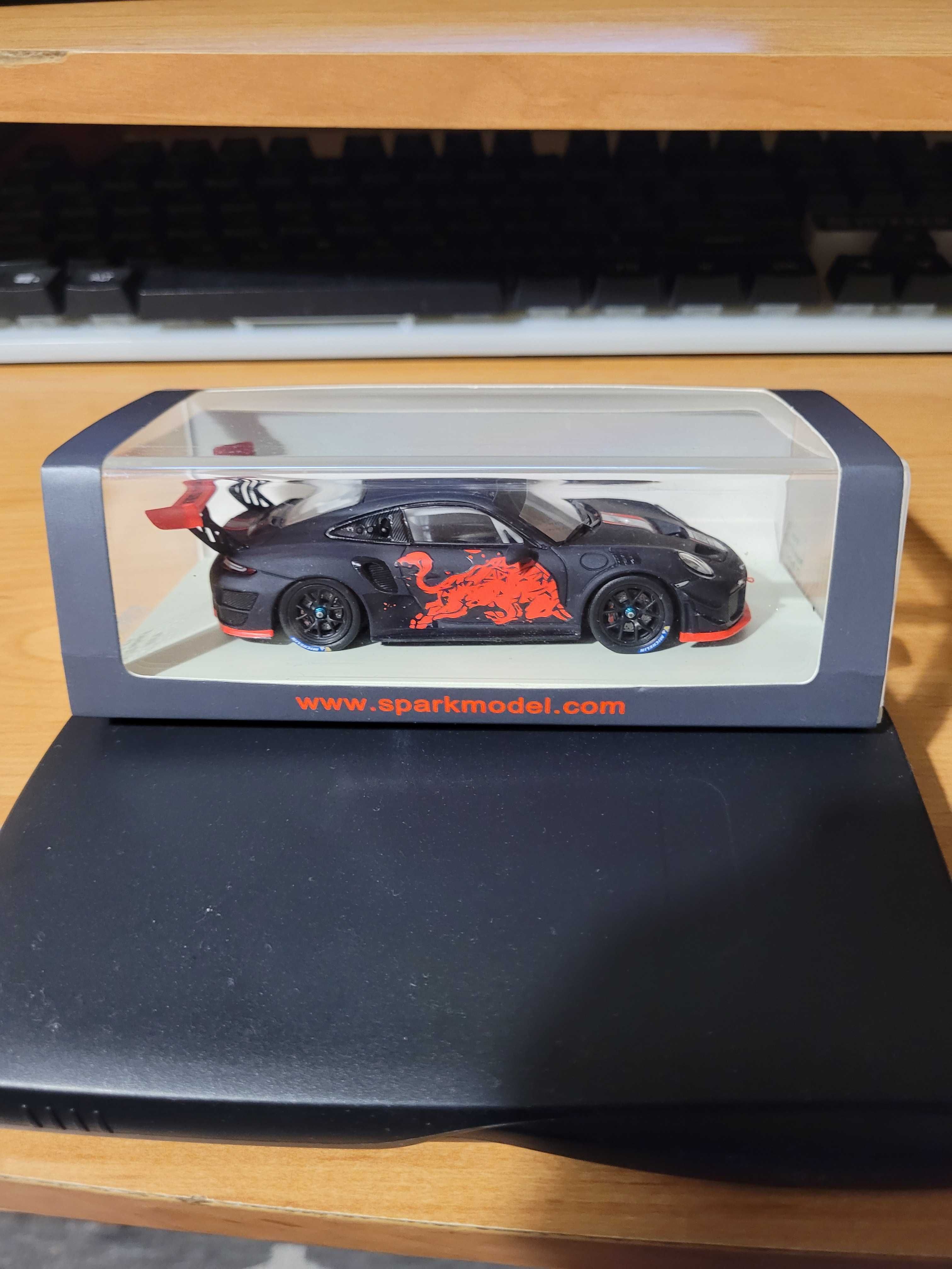 Model  Porsche GT2RSCS-Red Bull