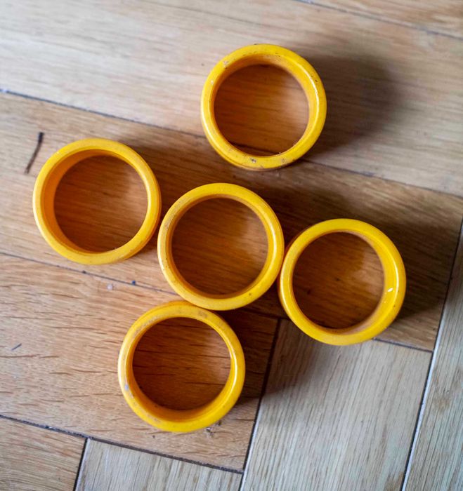 Uchwyt na serwetki serwetnik plastikowy 5 sztuk pierścienie