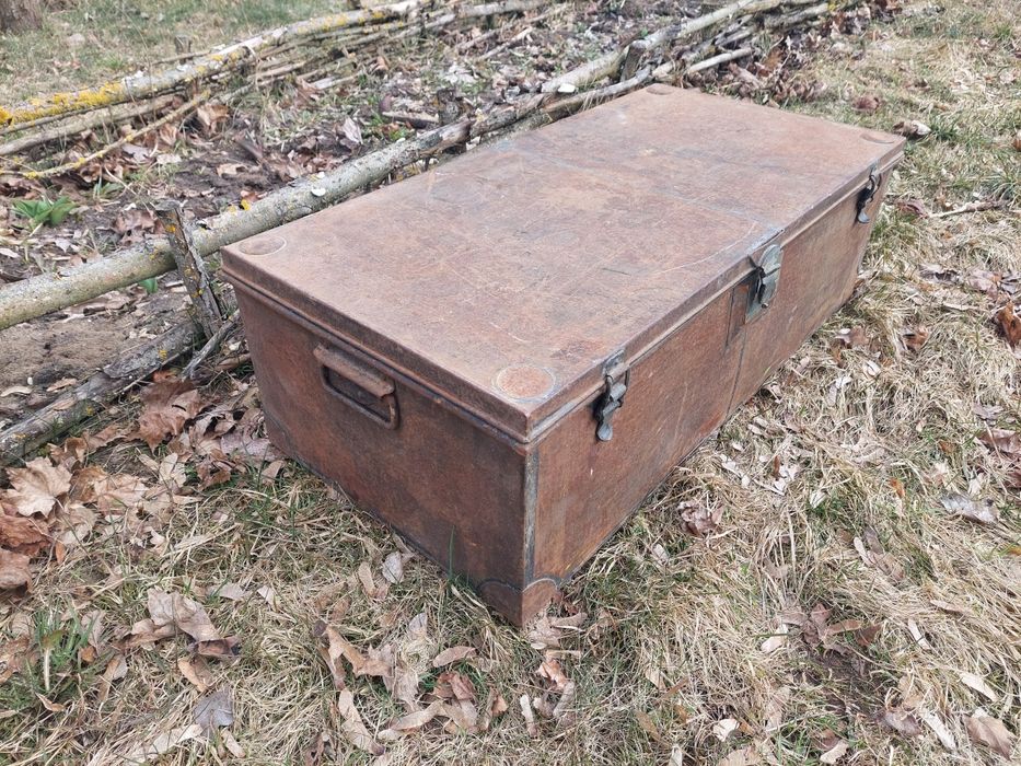 Metalowa angielska skrzynia, komoda, vintage, styl rustykalny