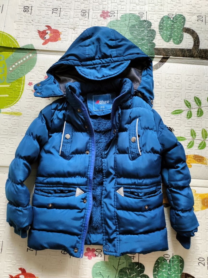 Зимняя куртка на 4-5 лет
