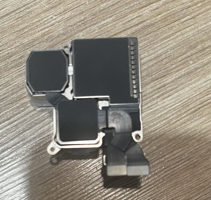 Moduł tylniego aparatu– iPhone 15 Pro (stan nieznany)