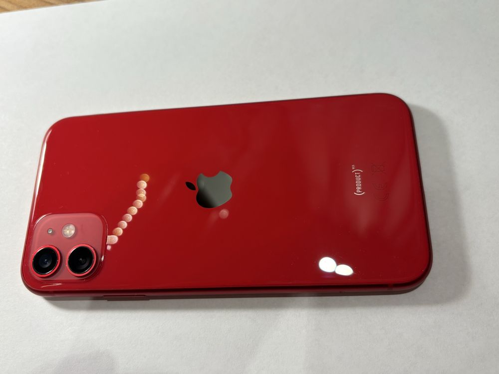 iPhone 11 product red