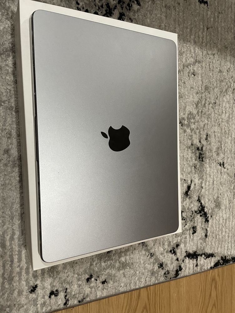 MacBook Air M2 2022