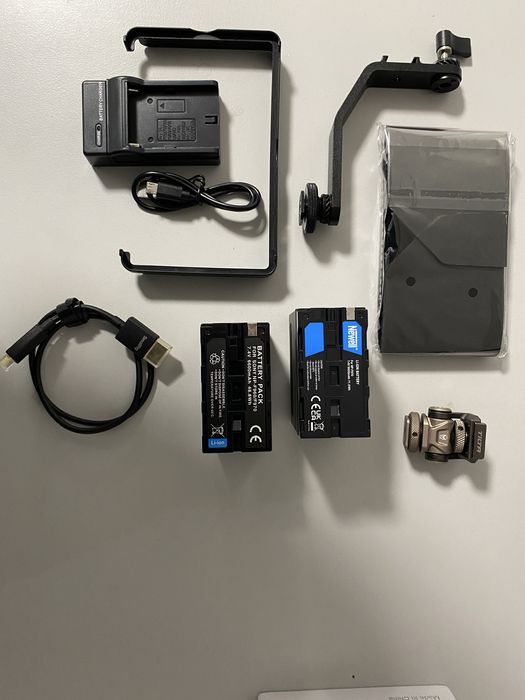 Накамерний монітор Feelworld f6 PLUS v2 4K+3D LUT