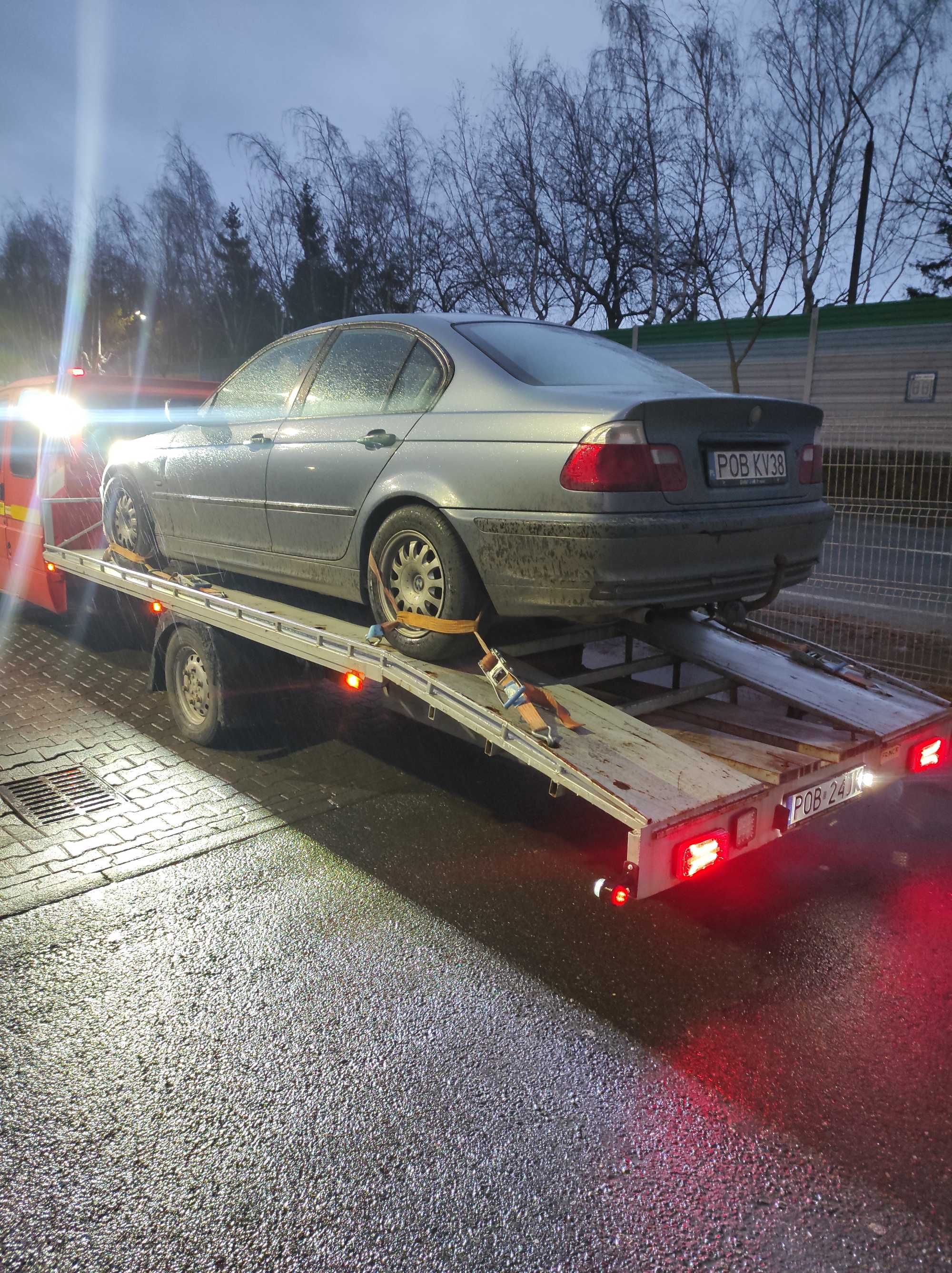 Pomoc drogowa autolaweta przewóz pojazdów holowanie