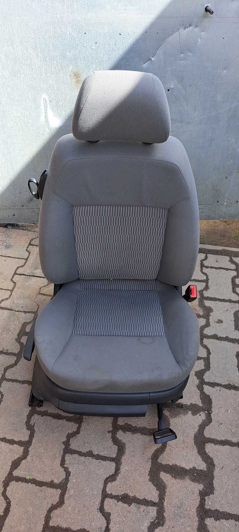 Fotel prawy przód SEAT IBIZA 6L III 02-08 3D